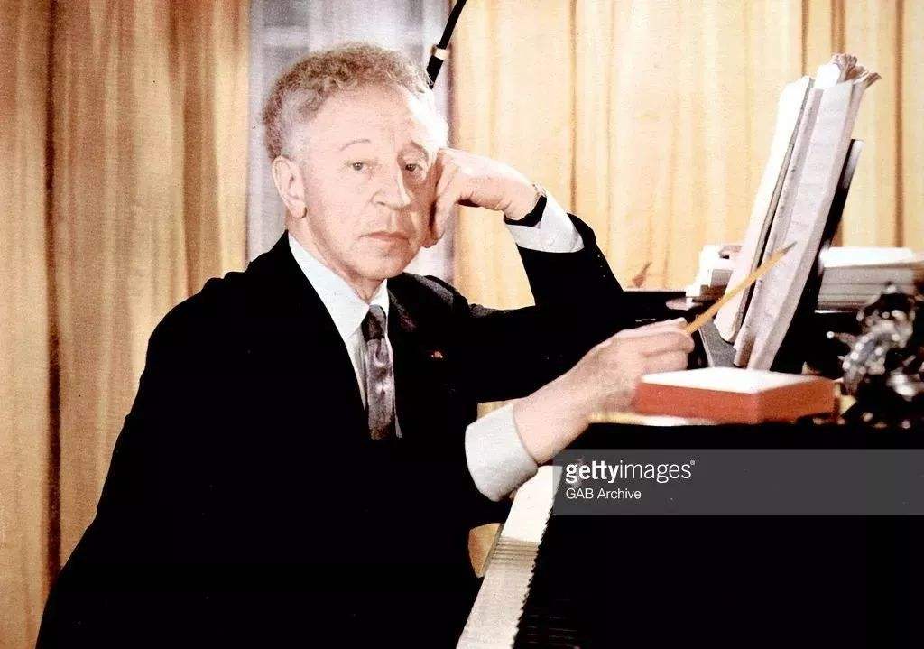 世界著名钢琴演奏家都是男的吗(世界著名钢琴演奏家都是男的吗还是女的)