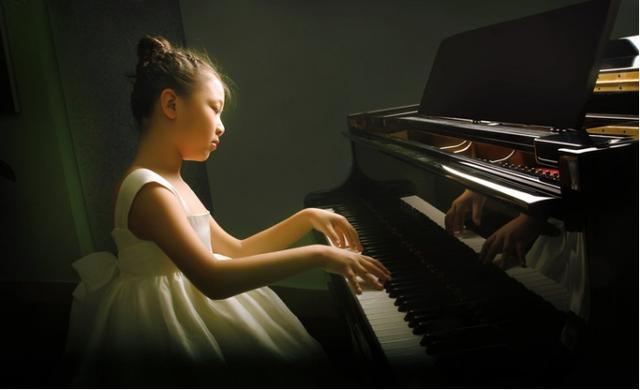 钢琴教学网上平台穆希灵老师(钢琴网络教学平台)