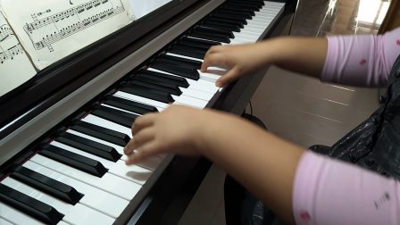 钢琴入门弹奏视频(钢琴入门弹奏视频教学)