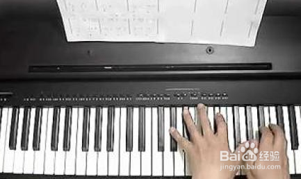 1234567的钢琴指法图(钢琴电子琴1234567的指法图)
