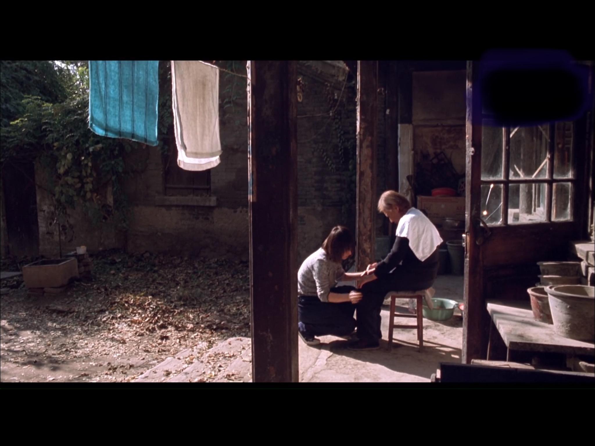 韩国电影小男孩爱钢琴女(一个男孩给女孩弹钢琴的电影)