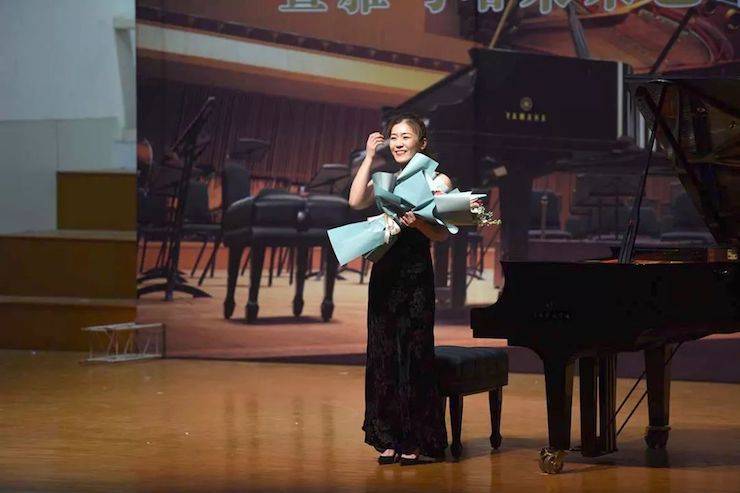河南大学钢琴潘伟人怎样的简单介绍