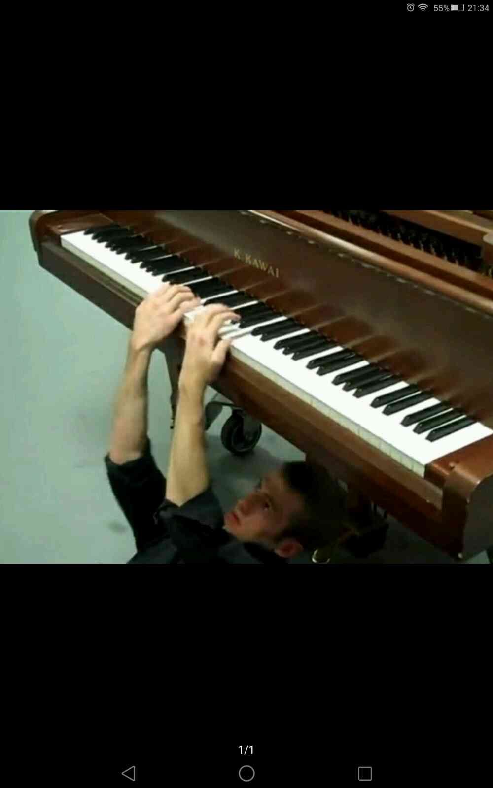 弹钢琴视频教学视频(弹钢琴的教程 钢琴视频)