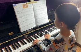 怎样学好弹钢琴(怎样学好弹钢琴的技巧)