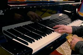 关于幻昼钢琴教学视频o基础的信息