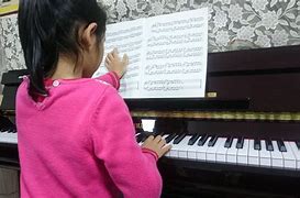 suer钢琴曲教学视频(钢琴入门自学教程视频教程)