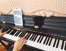 钢琴自学网站(哪个网站有自学钢琴教学视频)