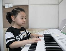成人学钢琴视频(成人学钢琴在线课程)
