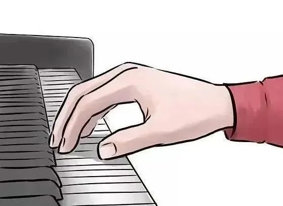 弹钢琴手型松垮(弹钢琴手型松垮了)