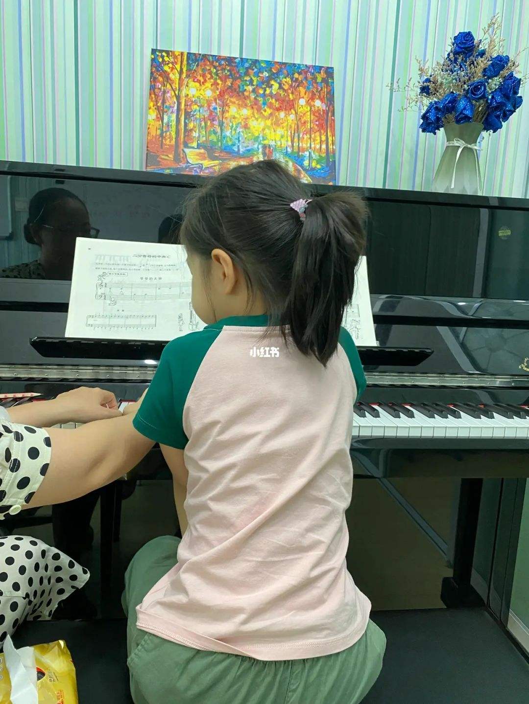 包含儿童钢琴第一节课教学视频的词条